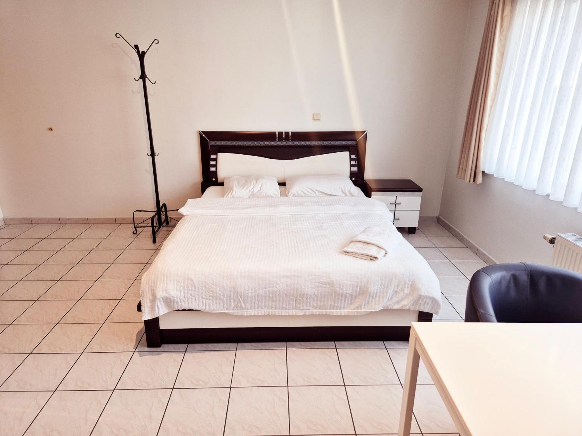 Flatpolis Brussels Airport Budget Diegem Extérieur photo